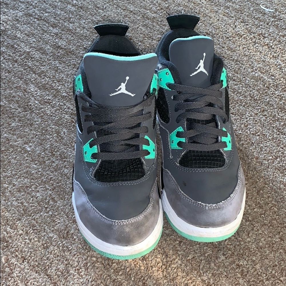 Youth Jordan’s! Make an Offer